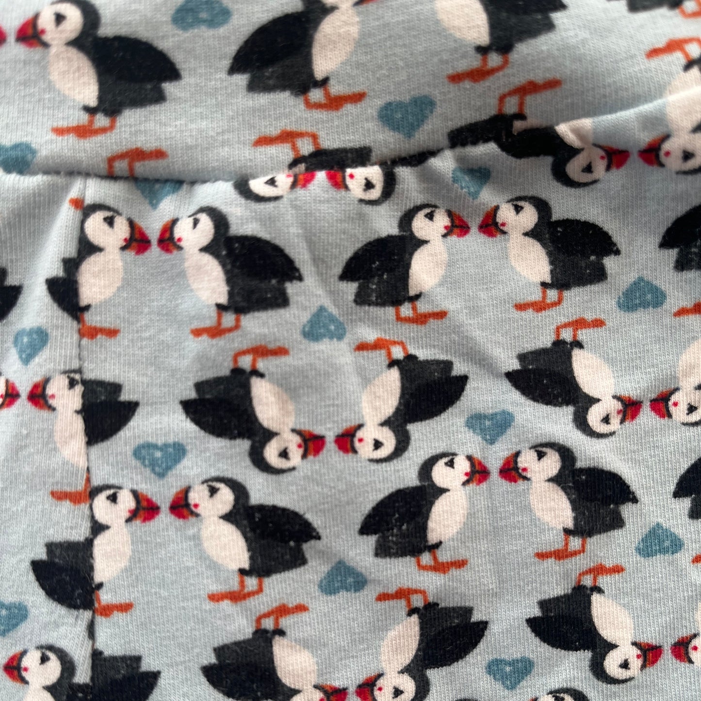 Winter Kisses Leggings