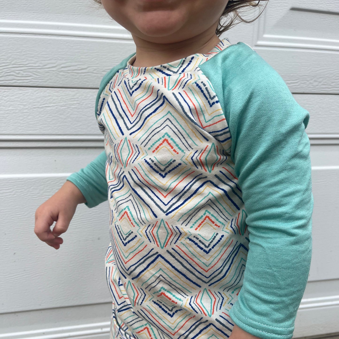 Kaleidoscope Raglan