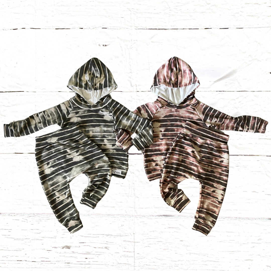 The tour sketch tie top dye hoodie